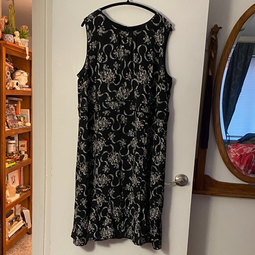 Talbots Black and White Patterned Midi Dress